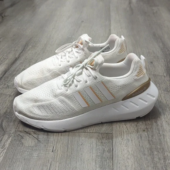 Adidas Swift Run 22 Women’s Size 6.5 - Picture 3 of 8